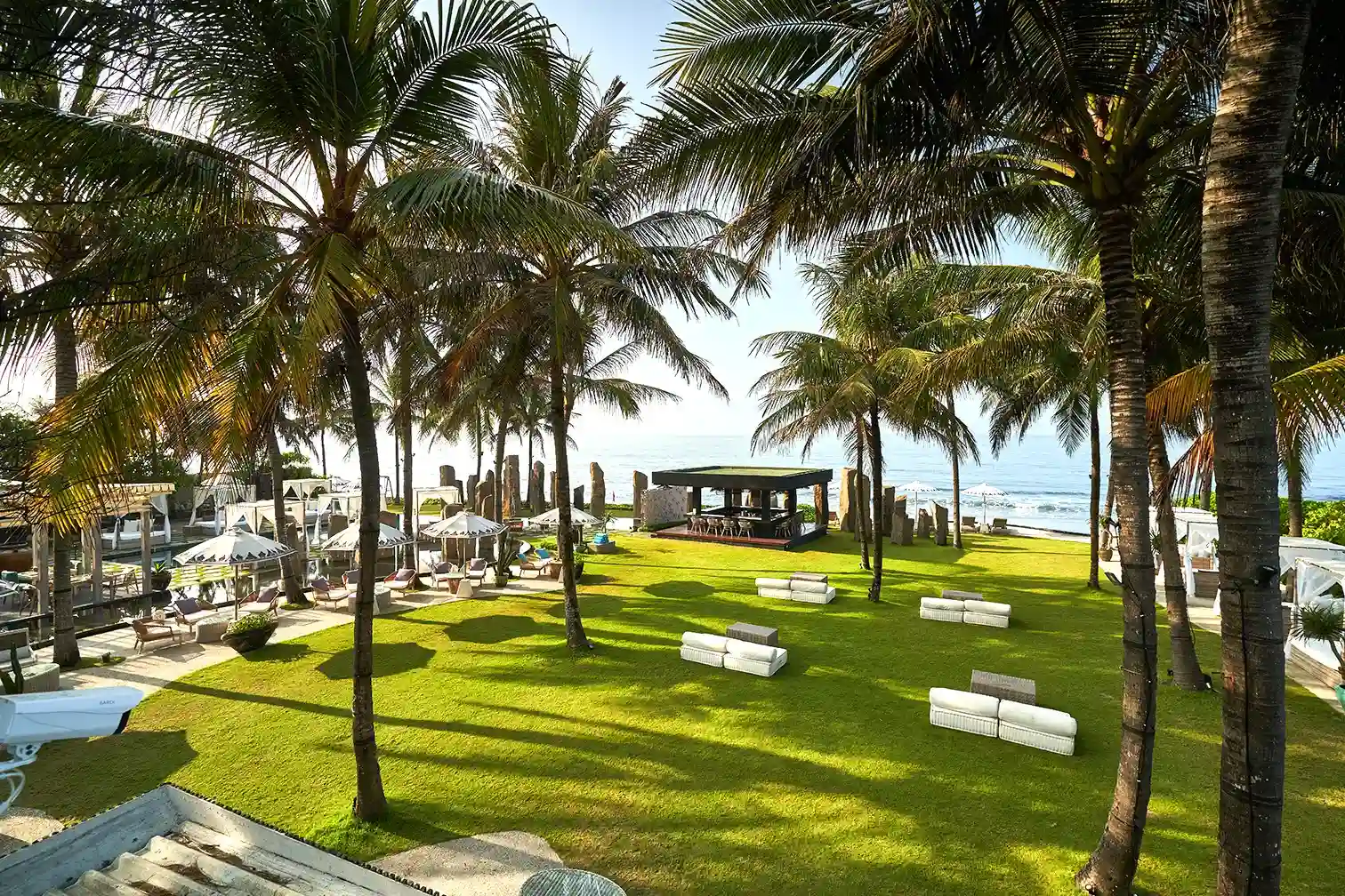Standing Stones Beach Restaurant
